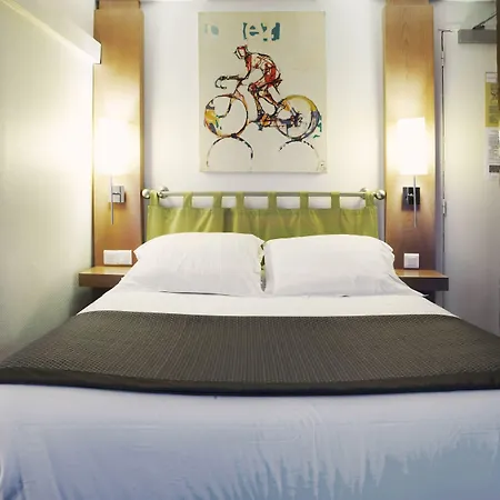 New Opéra Hotel