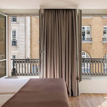 Hotel New Opera 4*