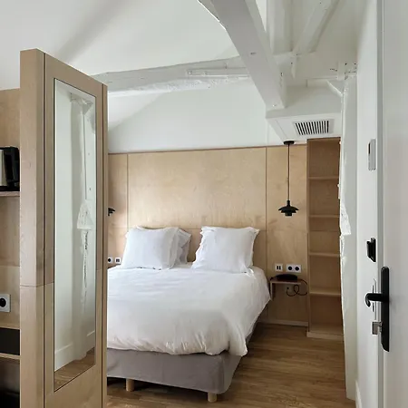 New Opéra Hotel