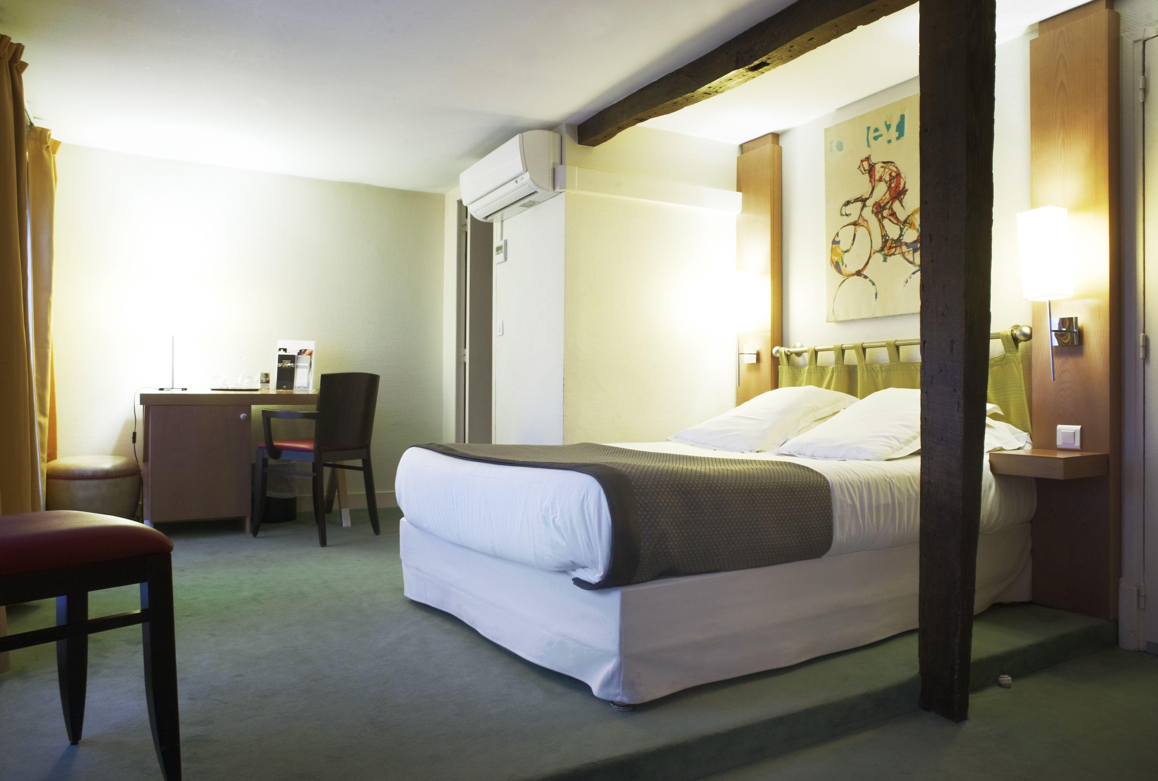 Hotel New Opéra Parigi